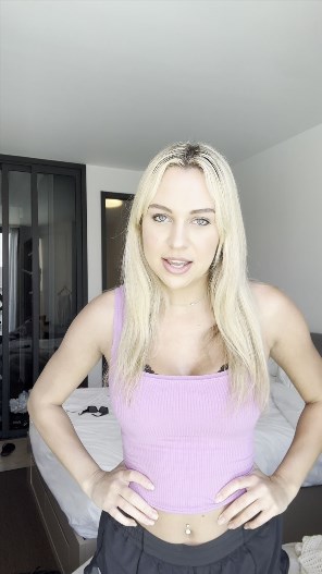 tiffstreatsxoxo – if you can last past my countdown, you will win a date